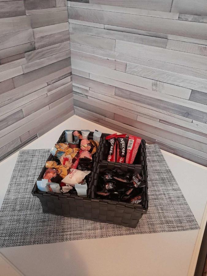 Apartman Aurora โนวีซาด ภายนอก รูปภาพ
